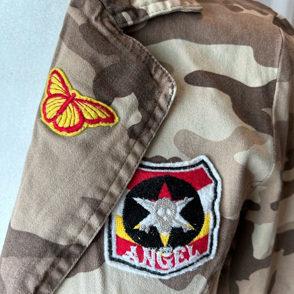 Cute Jacket from Only cute color of brown and Tan - Picture 2 of 4